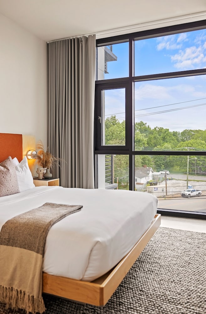 Apartment, 1 Bedroom, Mobility Accessible (1 Queen Bed) - Photo 8