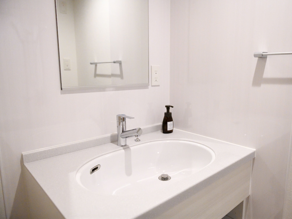 Superior Twin Room, Non Smoking - Photo 20