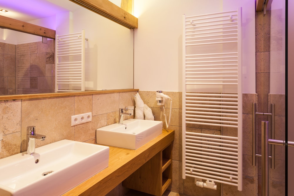 Deluxe Studio Suite photo 3