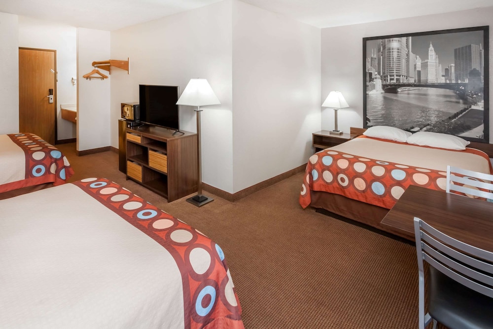 Studio Suite, Multiple Beds, Non Smoking photo 2