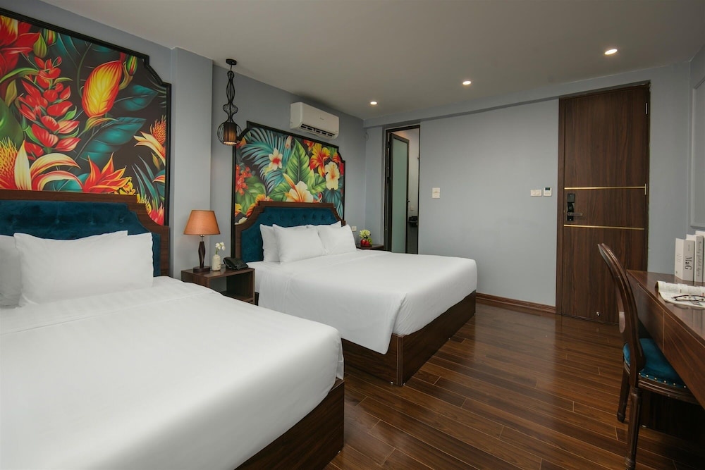 Deluxe Triple Room