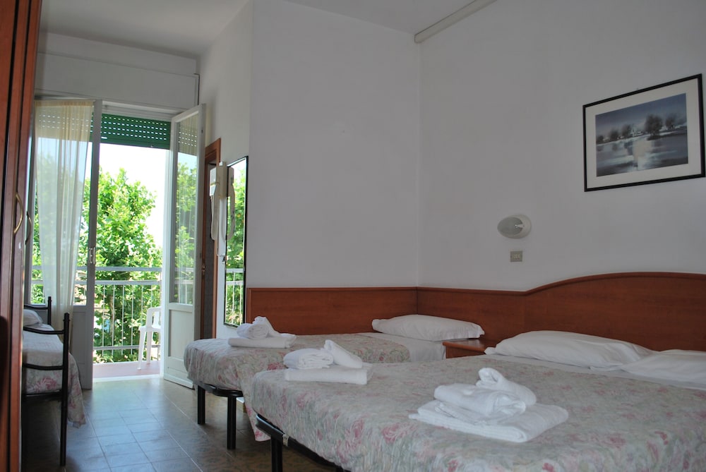 Standard Room photo 1