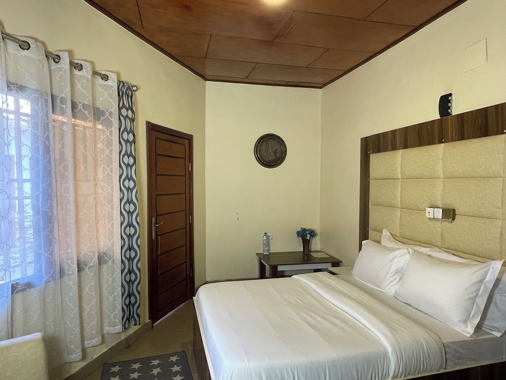 Deluxe Bungalow
