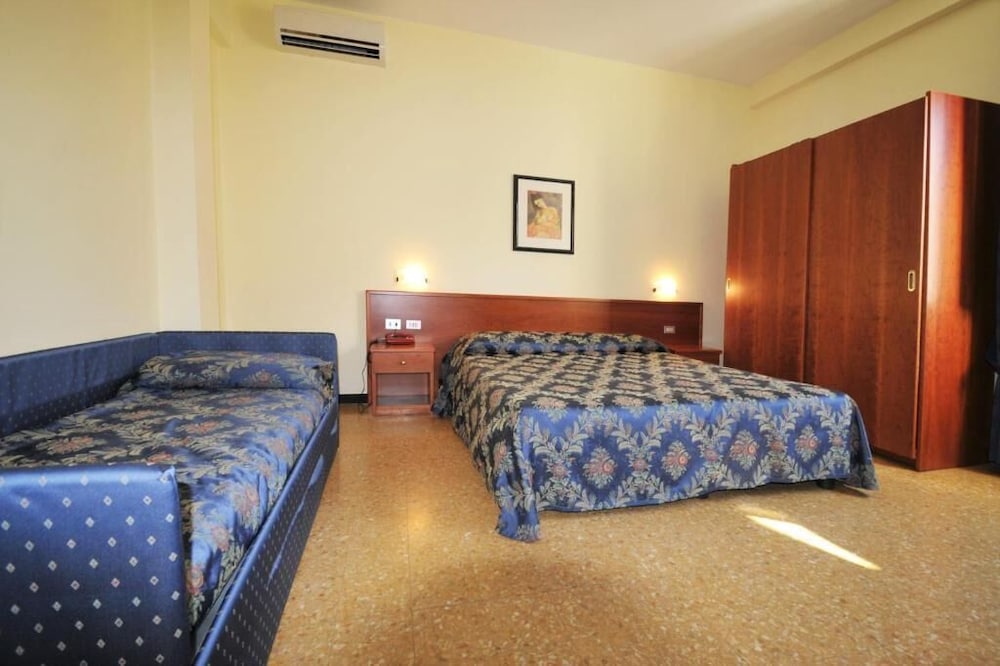 Triple Room photo 1