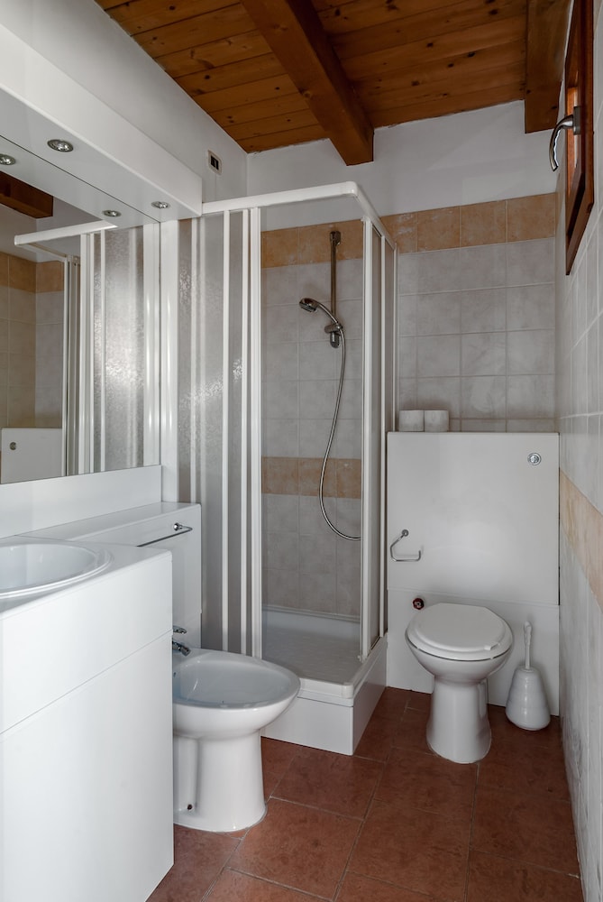 Bungalow (3 People) photo 3