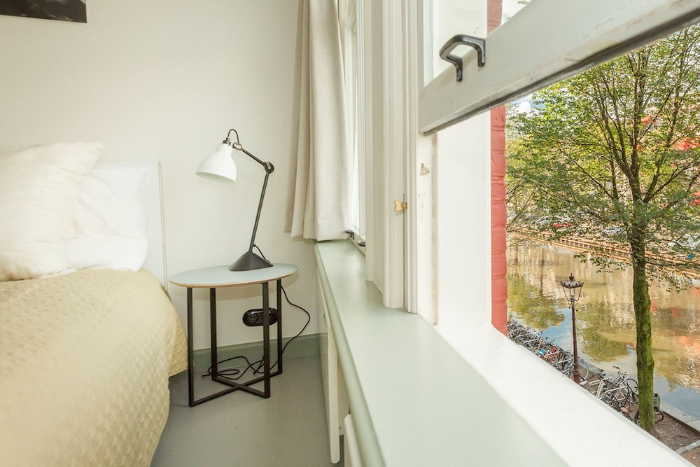 City Double Room, Canal View photo 2