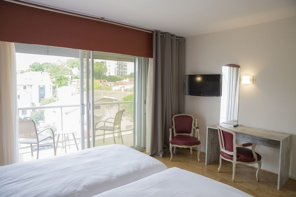Twin Room, Terrace, Garden View photo 3
