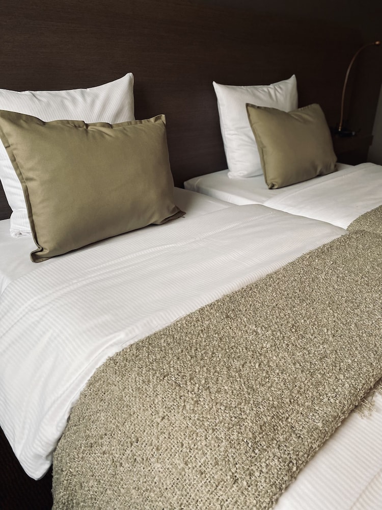 Deluxe Twin Room photo 2