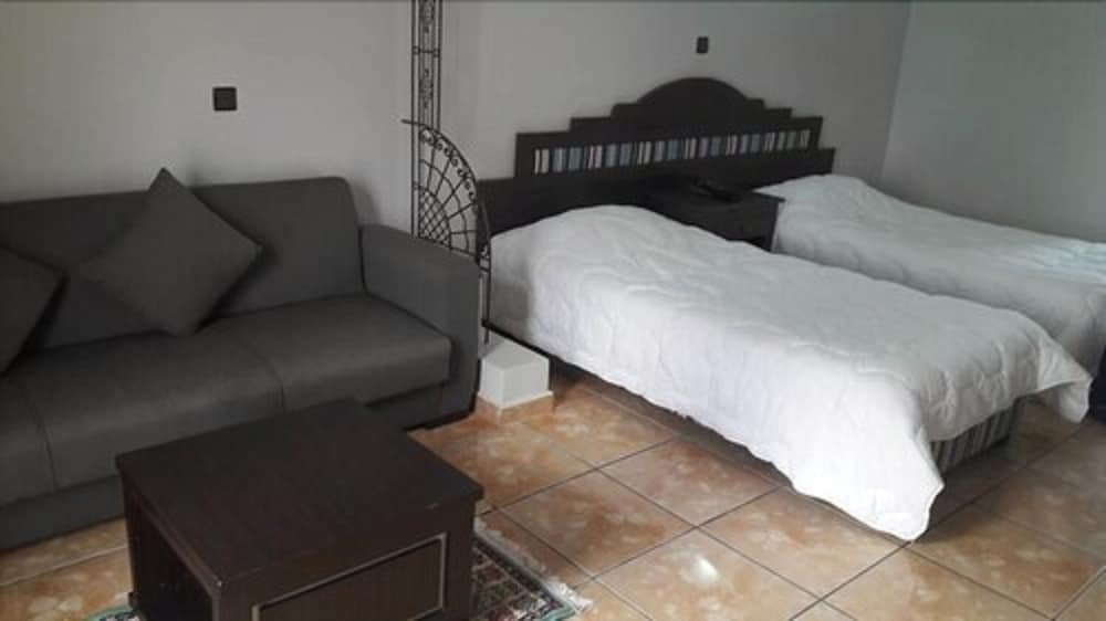 Single Room - Photo 2