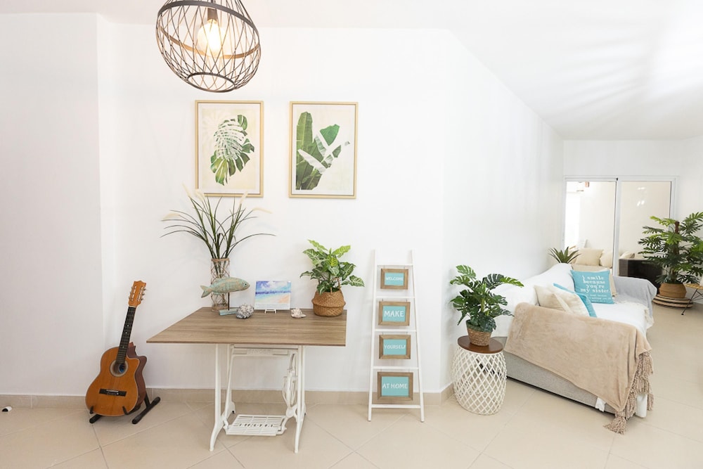 Apartment photo 2