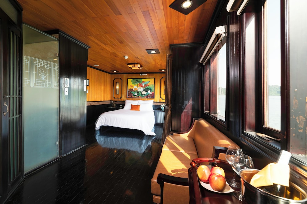Presidential Suite photo 3