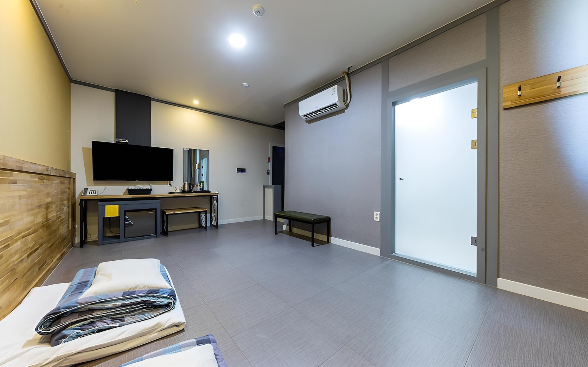 Room (Ondol Special (Bathtub Netflix Availa) photo 2