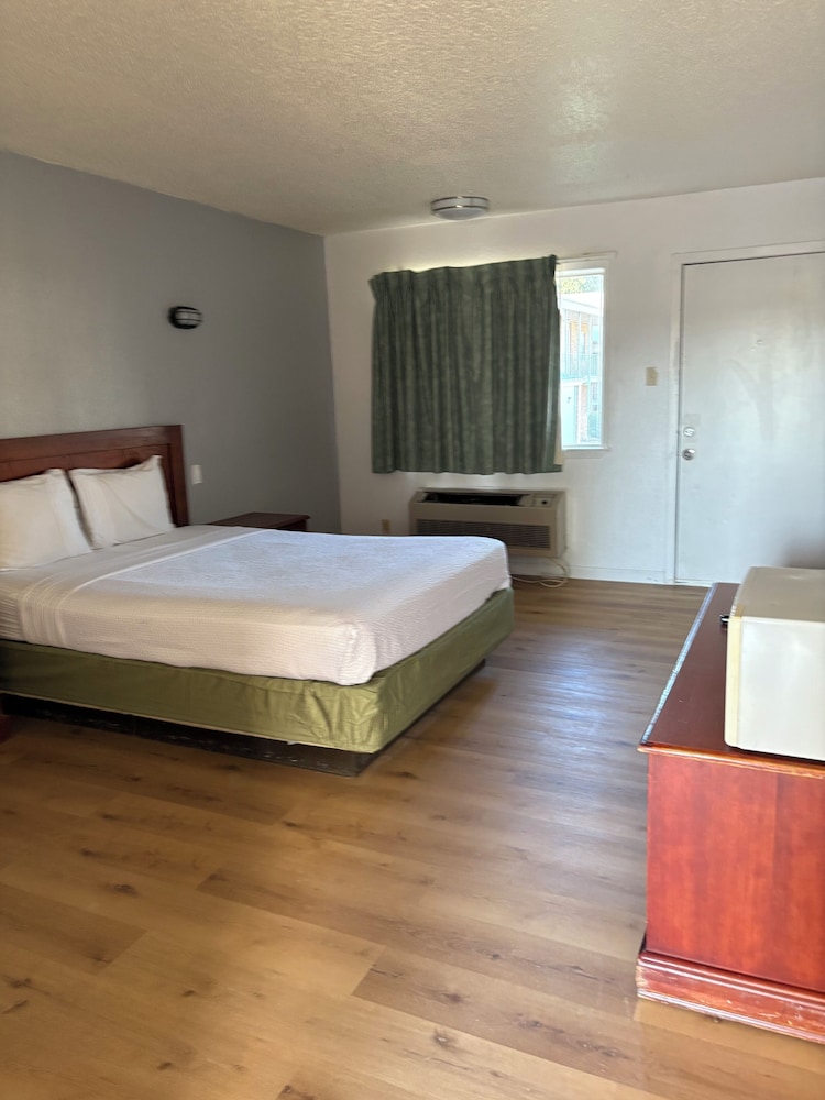 Basic Room
