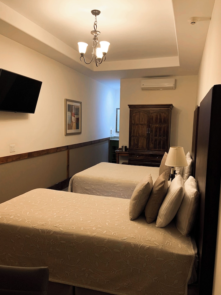 Traditional Double Room Single Use photo 2