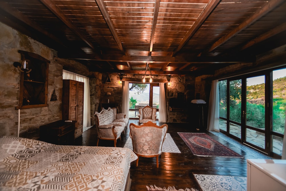 Deluxe Chalet