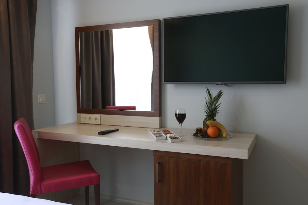 EXECUTIVE SEA VIEW photo 1