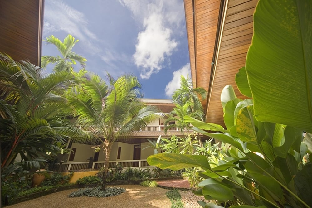 Family Double Room - Photo 7