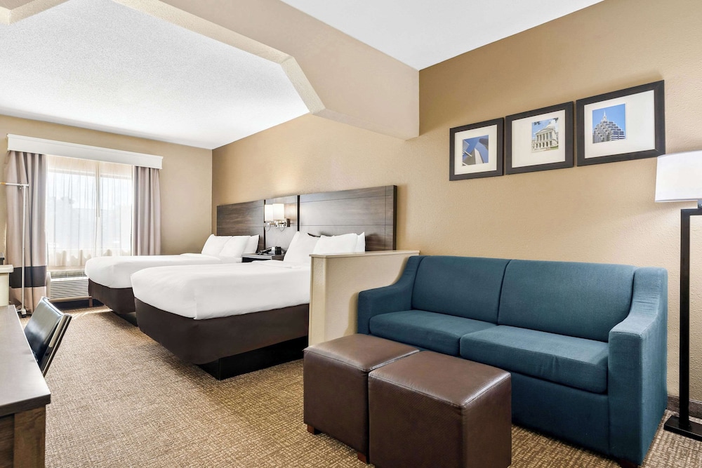 Suite, Multiple Beds, Accessible, Non Smoking