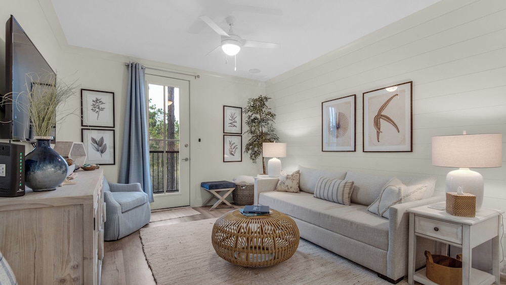 Condo, 1 King Bed with Sofa bed, Patio, Garden View (Pinewood30A 424)