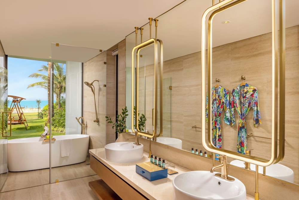 Three-Bedroom Beachfront Pool Villa - Photo 3