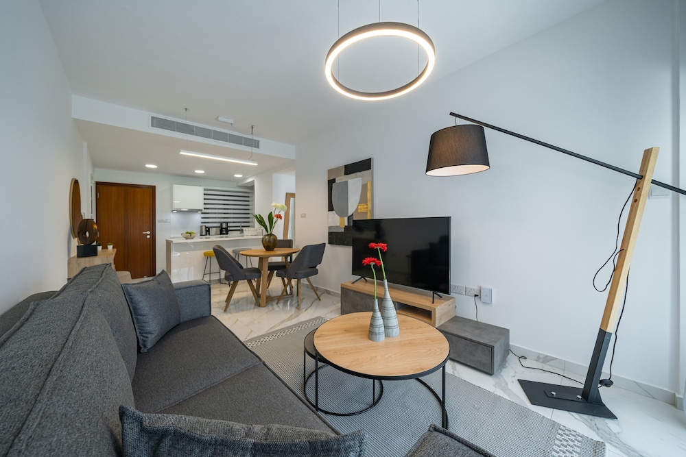 Superior One-Bedroom Apartment photo 2
