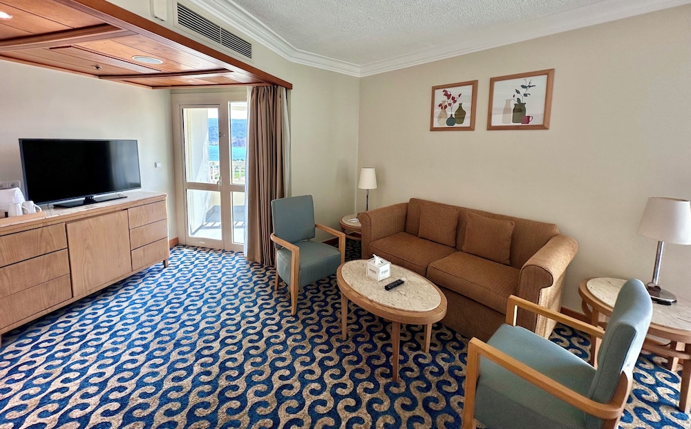 Suite, 1 King Bed (Sunset) - Photo 1