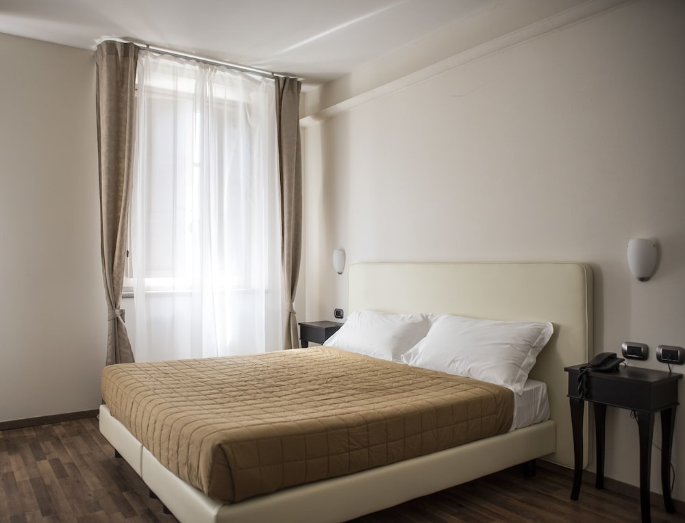 Classic Room, 1 Queen Bed, Non Smoking