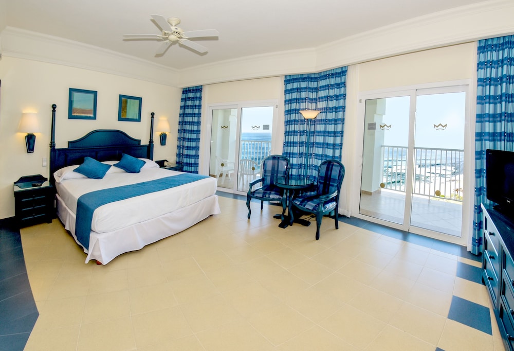 Junior Suite, Ocean View (U)
