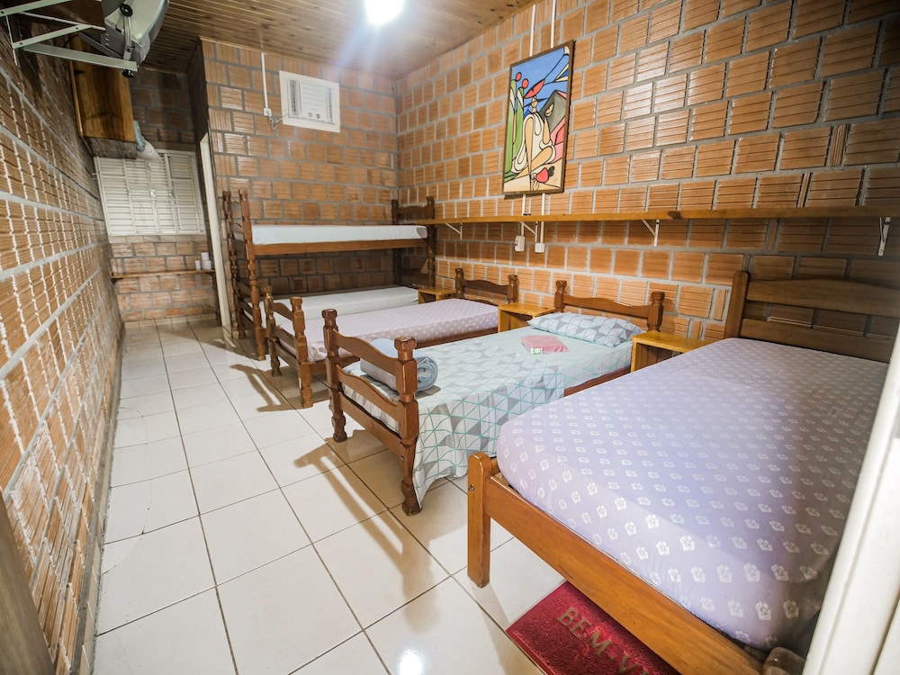Family Room, Multiple Beds, Non Smoking photo 2