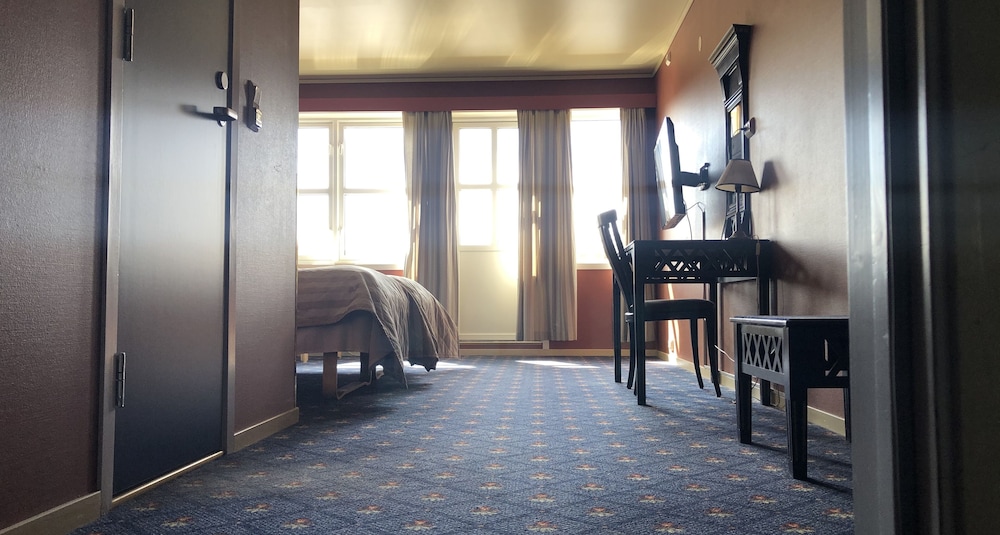 Panoramic Double or Twin Room photo 3