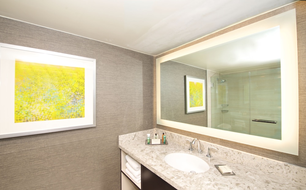 Suite, 1 Bedroom - Photo 5