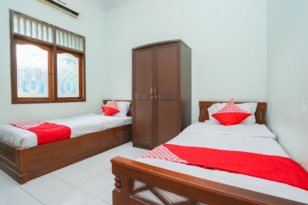 Standard Twin Room photo 1
