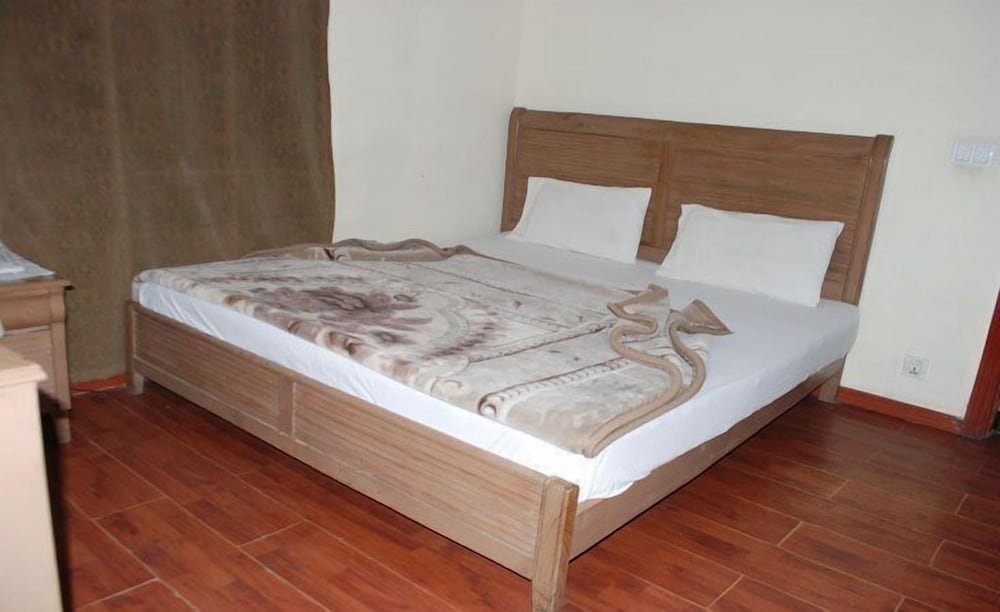 Deluxe Double or Twin Room photo 2