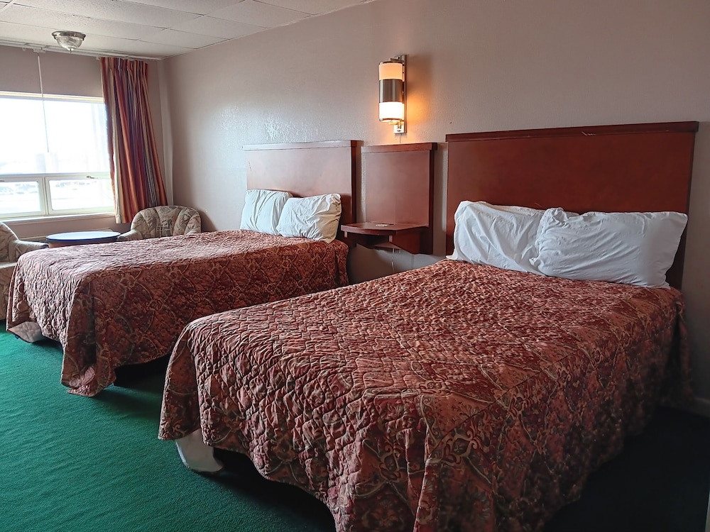 Room, 1 King Bed with Sofa bed photo 2