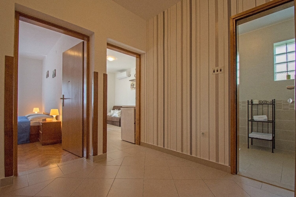 Apartment (Sabina - 100m from sea - A4(2+1))