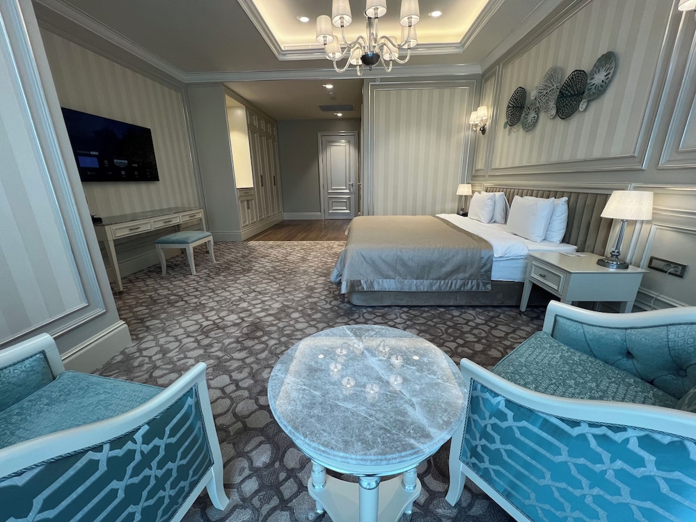 Executive Double Room, City View