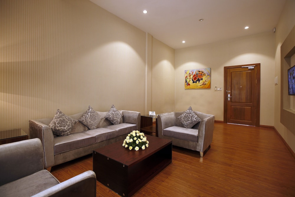 Junior Double or Twin Room photo 3
