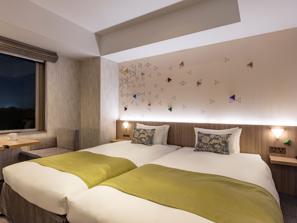 Deluxe Twin Room, Single Use - Photo 6