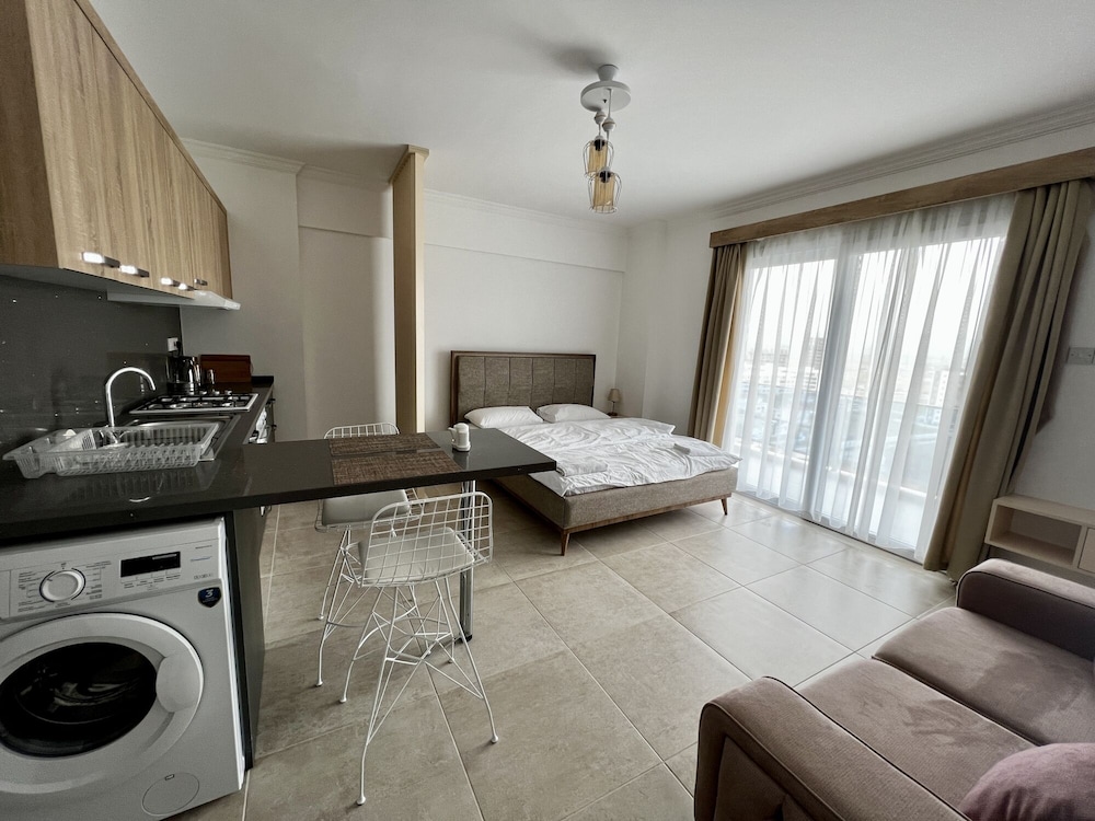Apartment photo 1