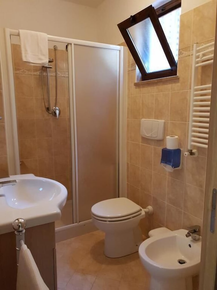 Double Or Twin Room, Accessible photo 3