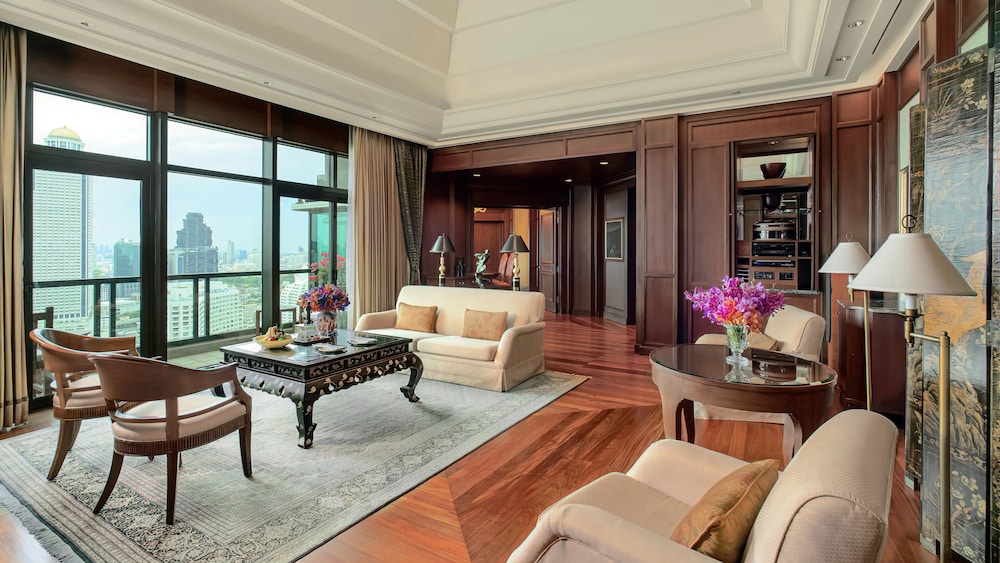 Suite (The Peninsula)