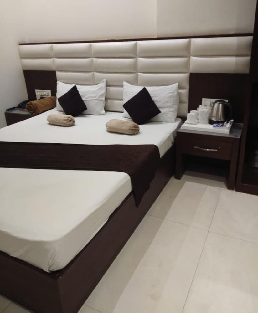 Exclusive Double Room, City View photo 3