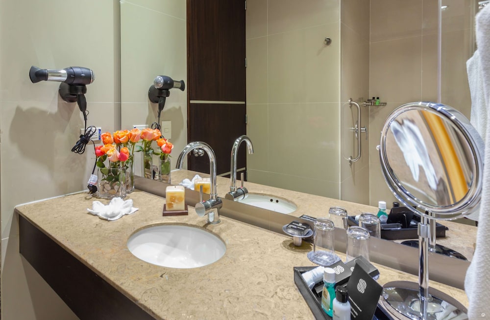 Standard Room - Photo 12