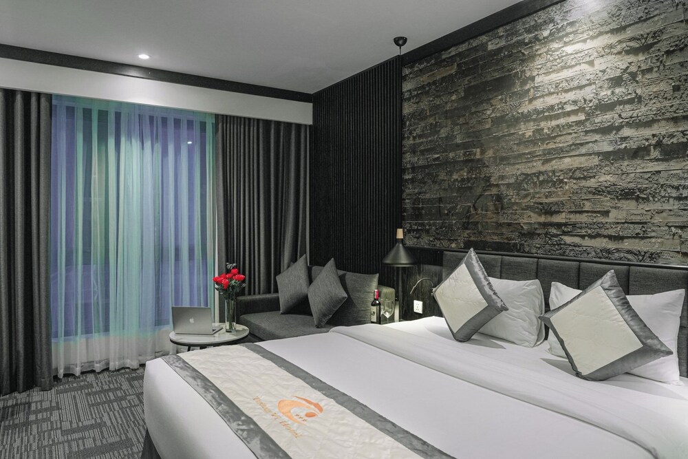 Deluxe Double Room, City View photo 2