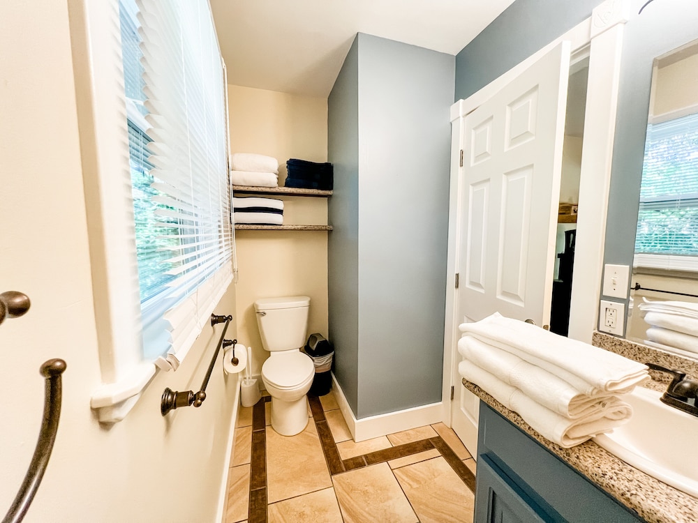 Comfort Room, 1 Bedroom, Non Smoking, Garden View photo 3