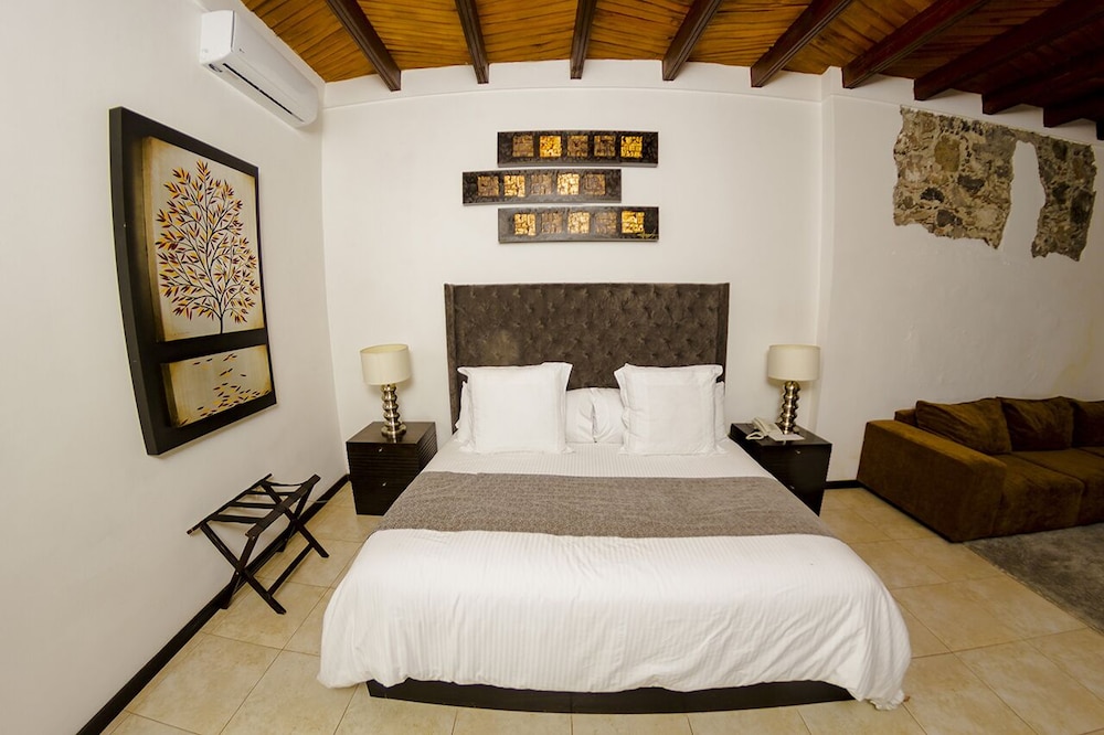 Junior Suite, 1 King Bed