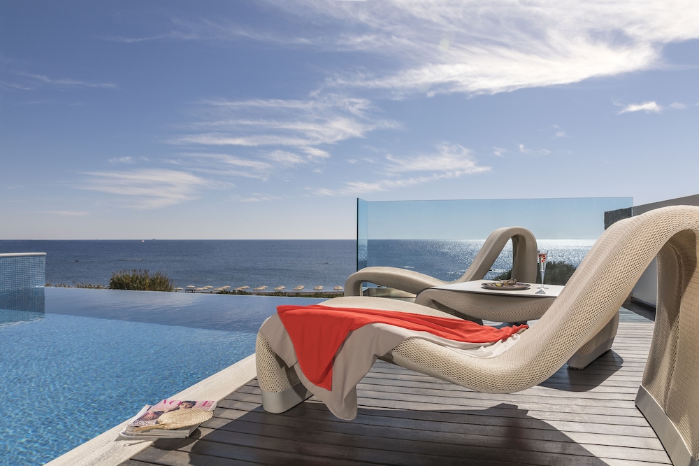 Executive Suite with Private Pool & Sea View - Photo 6