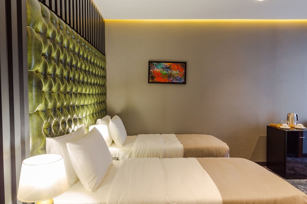 Deluxe Twin Room - Photo 1