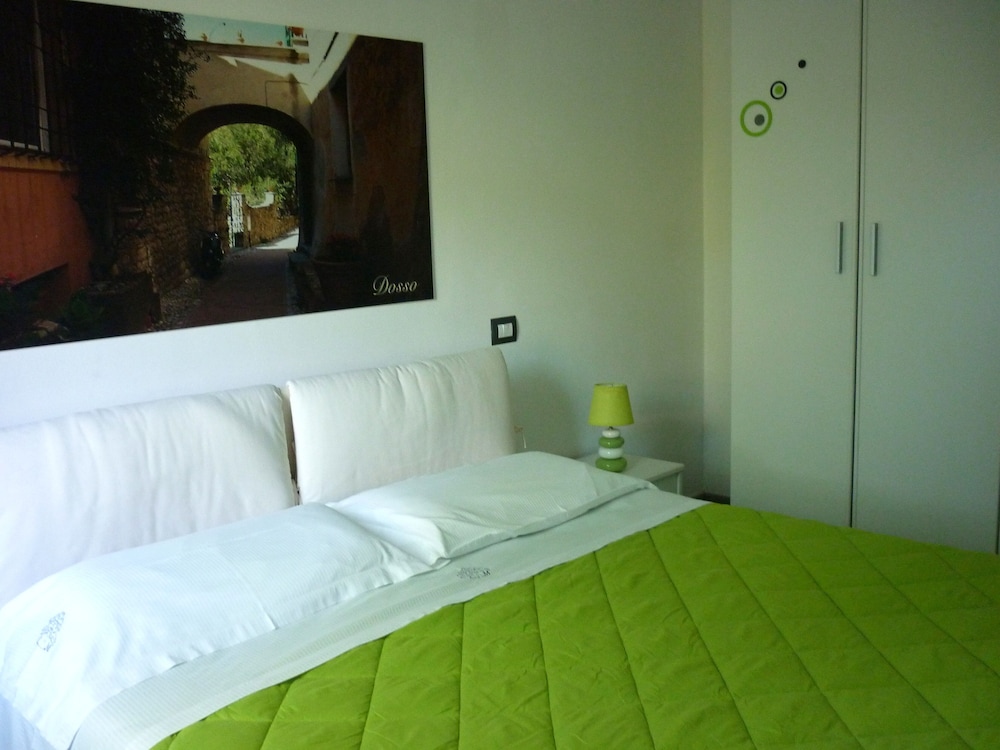 Standard Apartment, Multiple Beds, Kitchenette (5)