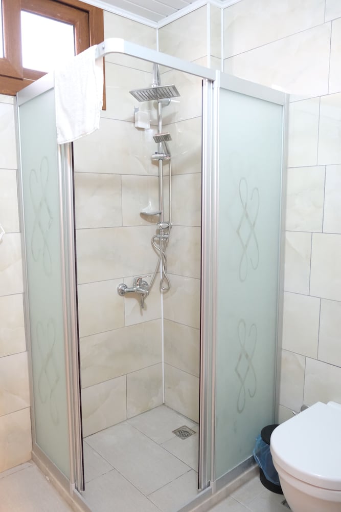 Deluxe Room - Photo 2
